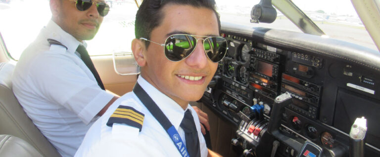 Cómo Ser Piloto de Avión en Argentina: Tu Guía para el Cielo